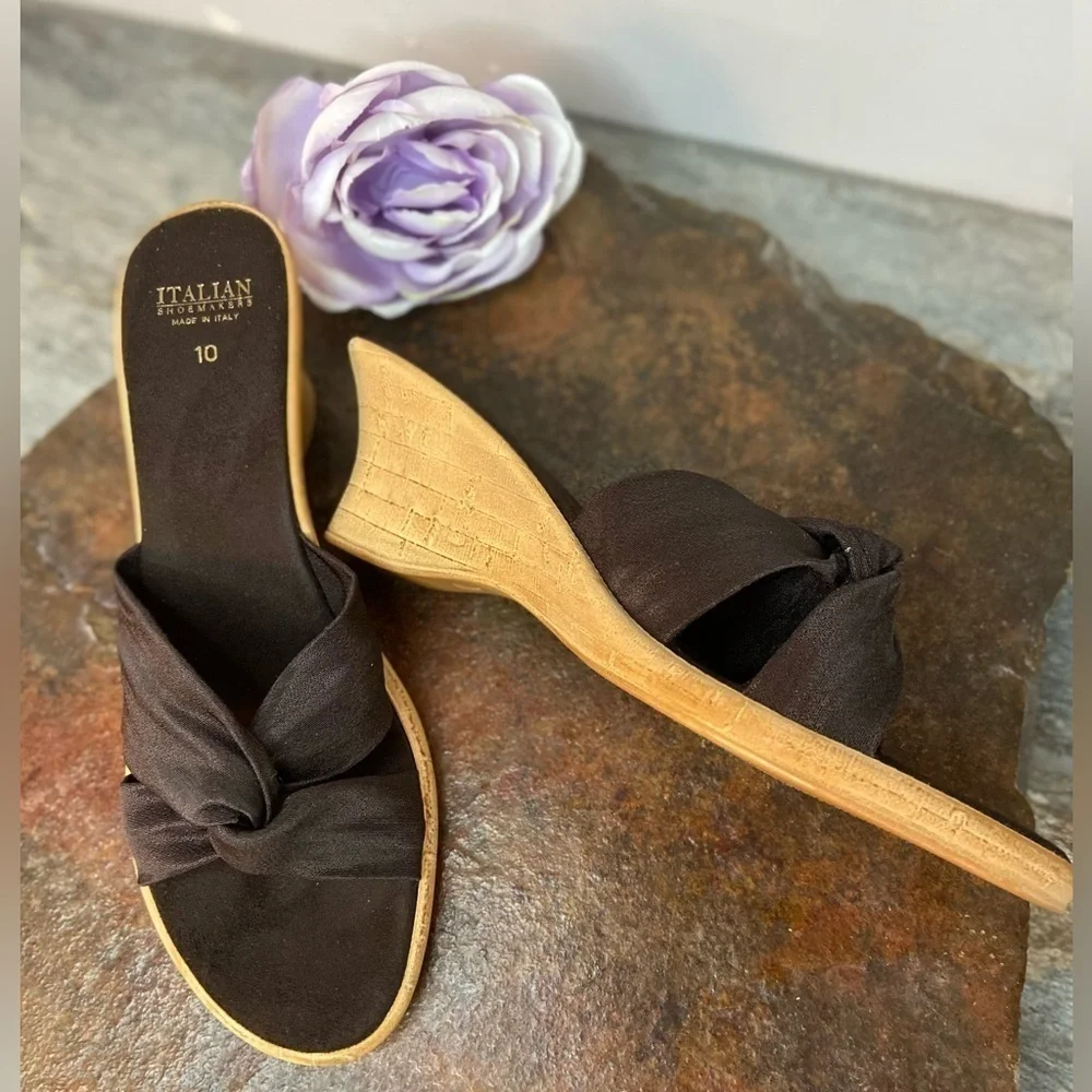 Italian Shoemakers~Dark Brown Shimmery Twist Fabric Wedge Slip-On Sandal~Size 10